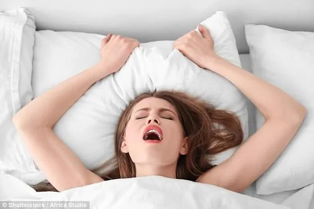 grito durante o orgasmo feminino